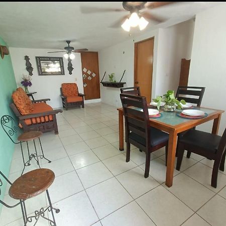 Casa Valladolid Канкун Екстер'єр фото
